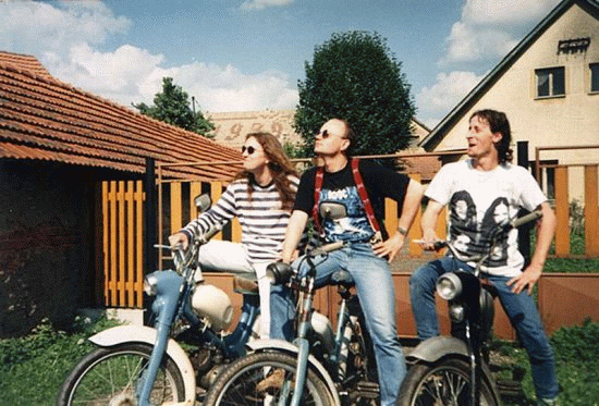 Rok 1995 - Cna-Hujer-Konrd - zakldajc lenov MOTODEBILS BOYS
